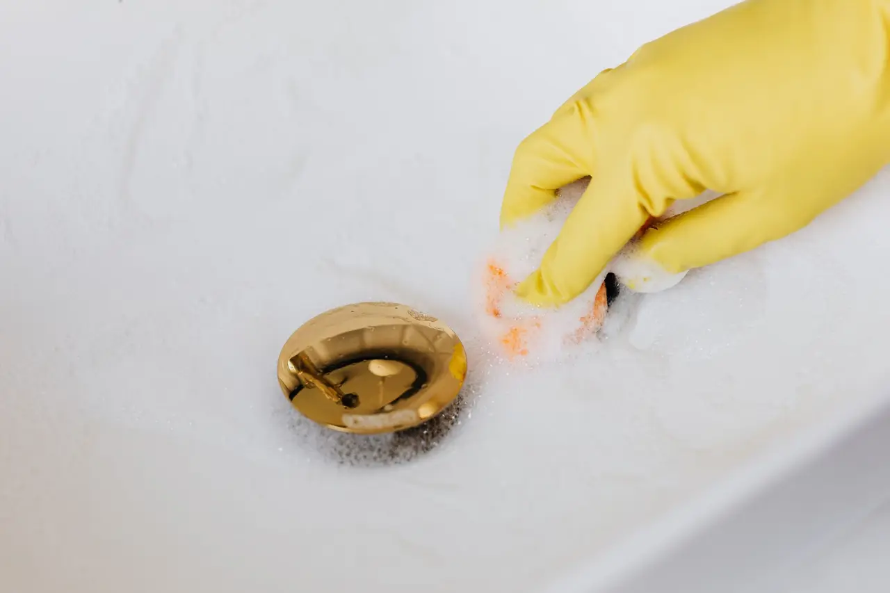 Bathroom Drain Cleaning in Marathon